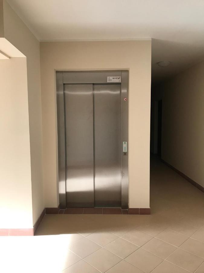 Apartament Holenderski Z Prywatnym Miejscem Postojowym W Garazu Koszalin Extérieur photo
